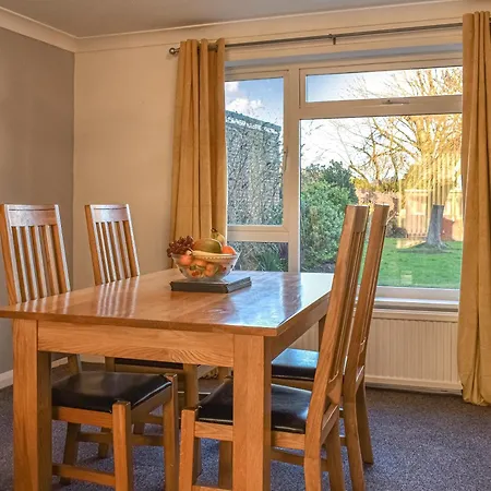 Bees Place Holiday home *