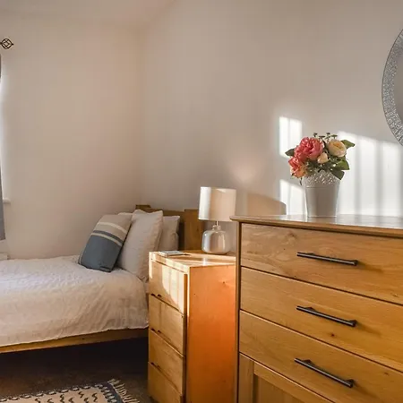 Holiday home Bees Place *