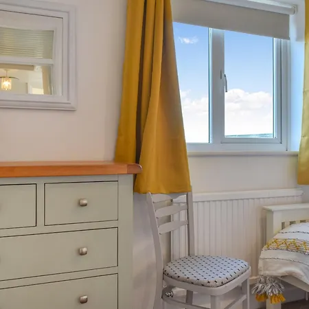 Holiday home Bees Place *