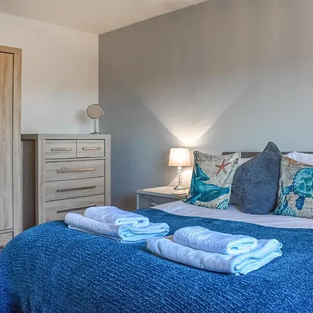 Bees Place Holiday home